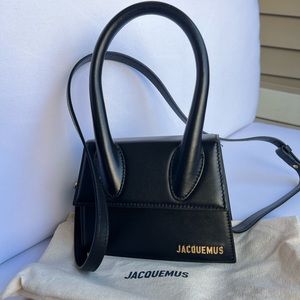 Jacquemus
Le Chiquito tote bag